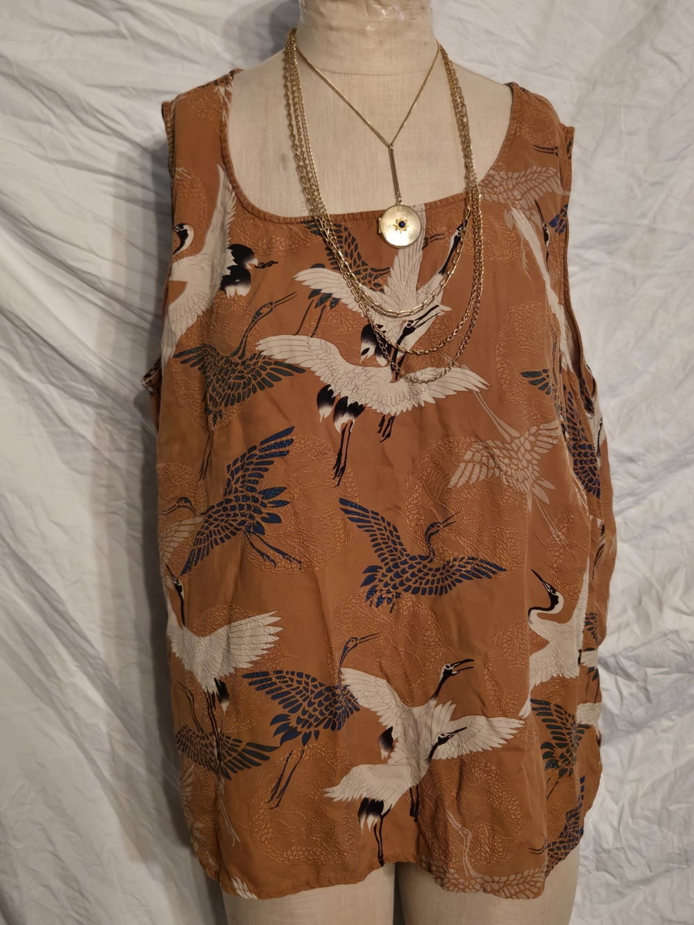 Citron Rust Brown Crane Print Short Sleeve Tee